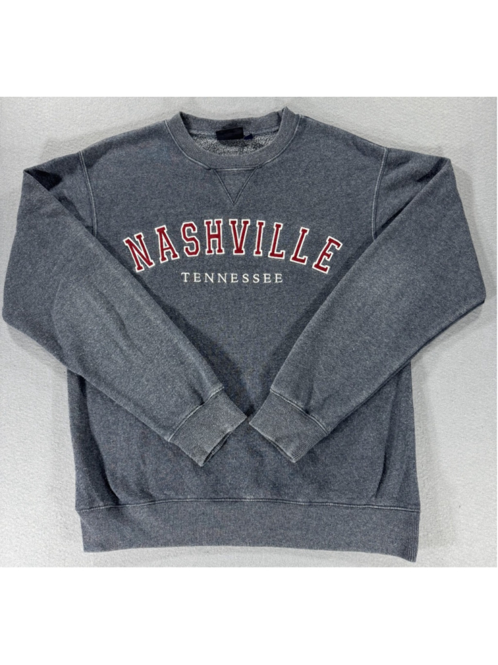 Ocean Beach Nashville Tennessee Sweatshirt Large Gray Vintage Wash Thumbholes
